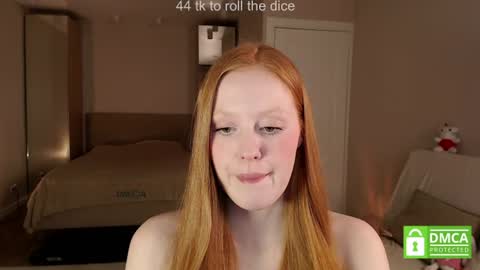 Snapshot of lulu_moons chatting on 07-05-26, 06:04 Lulu online show from 07-05-26, 06:04