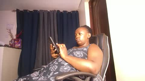 lulu_sparks1 online show from 02-01-26, 07:07