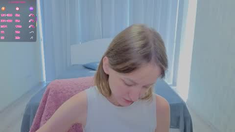 Lily online show from 09-11-25, 09:53