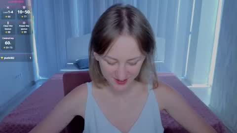Lily online show from 09-23-25, 10:18