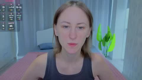 Lily online show from 09-25-25, 09:46