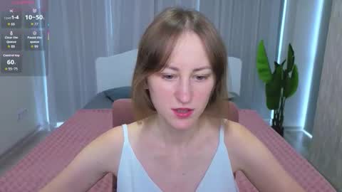 Lily online show from 10-04-25, 09:40