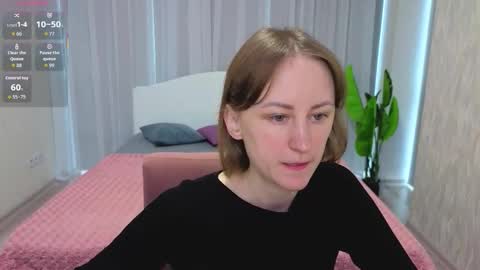 Lily online show from 10-07-25, 10:34