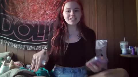 Snapshot of lulupixxx chatting on 02-01-25, 02:13 Connie online show from 02-01-25, 02:13