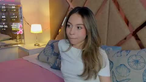 Snapshot of luluuberry chatting on 06-10-26, 08:41 luluuberry online show from 06-10-26, 08:41