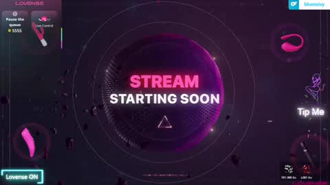 Snapshot of luluubloomm chatting on 11-21-25, 08:07 Lulu online show from 11-21-25, 08:07