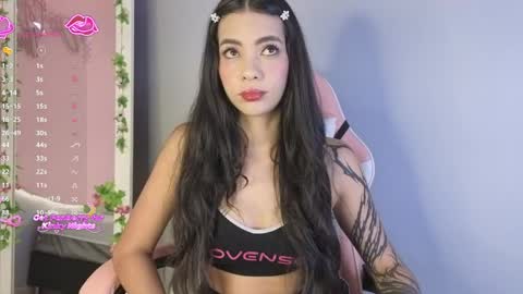 Snapshot of luluwonder_ chatting on 05-10-26, 11:15 Lulu online show from 05-10-26, 11:15