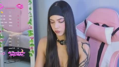 Snapshot of luluwonder_ chatting on 05-26-26, 09:00 Lulu online show from 05-26-26, 09:00