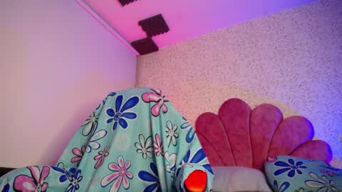 Luly online show from 05-30-26, 04:42