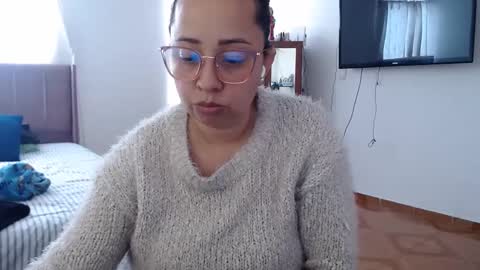 LUMI     online show from 01-30-25, 01:53