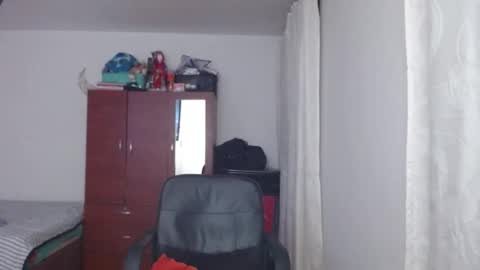 LUMI     online show from 02-04-25, 04:05