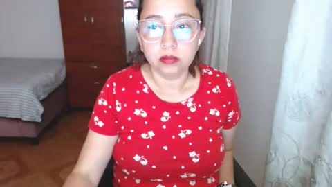 LUMI     online show from 02-11-25, 01:41