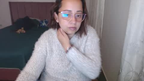 LUMI     online show from 03-08-25, 01:06