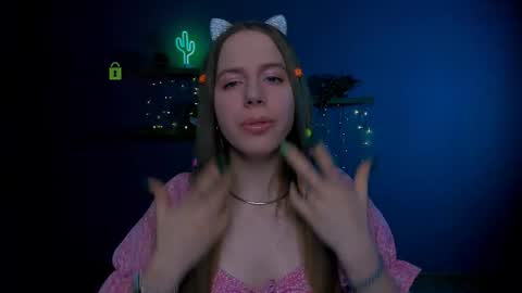 Snapshot of lumi_soft chatting on 02-13-26, 09:16 Sweet Lumi online show from 02-13-26, 09:16