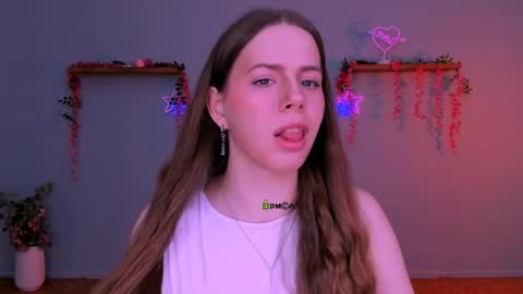 Sweet Lumi online show from 04-17-26, 07:44