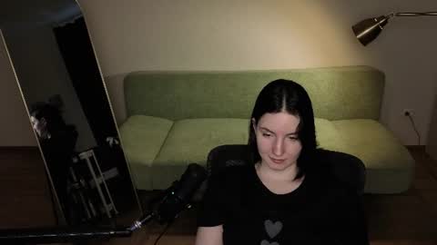 Snapshot of lumina_dark chatting on 06-27-26, 04:45 Lumi online show from 06-27-26, 04:45