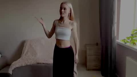 Snapshot of lumpyamsonia chatting on 11-28-25, 07:33 lumpyamsonia online show from 11-28-25, 07:33