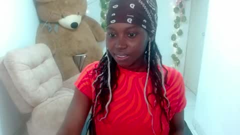 Snapshot of luna253951 chatting on 06-03-26, 01:25 luna253951 online show from 06-03-26, 01:25