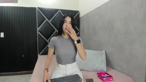 Snapshot of luna__02 chatting on 07-07-26, 12:20 Luna online show from 07-07-26, 12:20