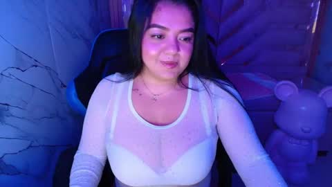 Snapshot of luna__r_ chatting on 05-06-26, 07:46 Luna online show from 05-06-26, 07:46