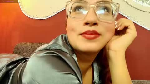 Snapshot of luna__velvet chatting on 06-12-26, 02:16 luna__velvet online show from 06-12-26, 02:16