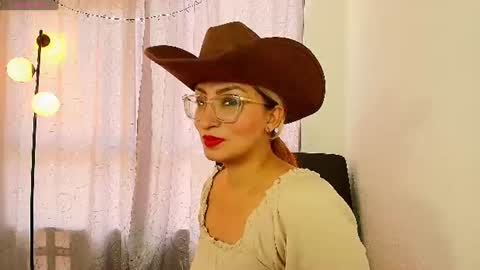 Snapshot of luna__velvet chatting on 07-01-26, 12:51 luna__velvet online show from 07-01-26, 12:51