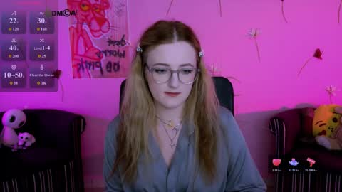 luna_berryy online show from 05-27-26, 07:44