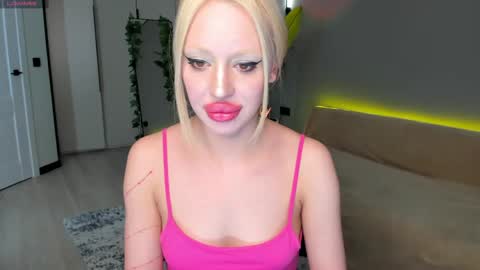 luna_beverly online show from 04-14-26, 08:37