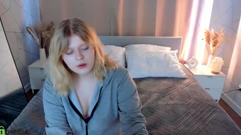 Snapshot of luna_c0ra chatting on 02-26-26, 01:37 luna online show from 02-26-26, 01:37