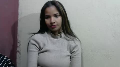 Snapshot of luna_cherry0 chatting on 05-13-26, 04:21 Laura online show from 05-13-26, 04:21