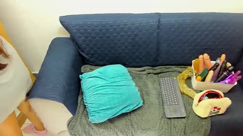 luna  online show from 02-03-25, 12:03