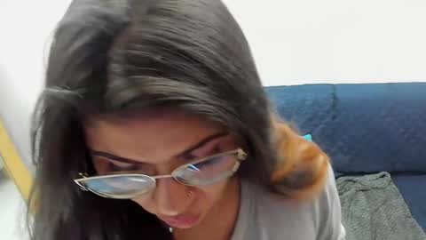 luna  online show from 02-03-25, 03:06