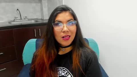 luna  online show from 02-06-25, 02:26