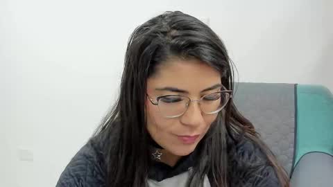 luna  online show from 09-13-25, 11:10