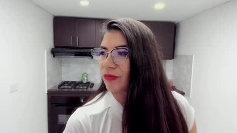 luna  online show from 10-28-25, 11:14