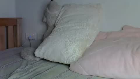 maskedmalkia online show from 05-14-26, 02:51