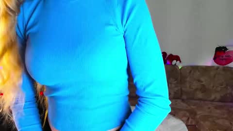 Snapshot of luna_evan chatting on 12-30-24, 12:09 luna_evan online show from 12-30-24, 12:09