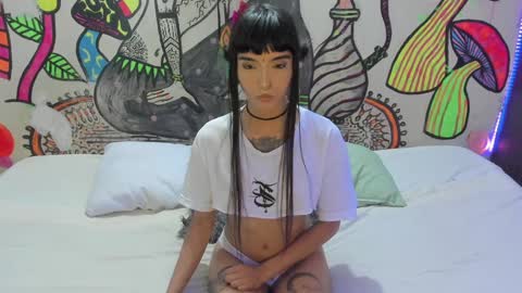 luna_gc online show from 12-17-24, 03:06