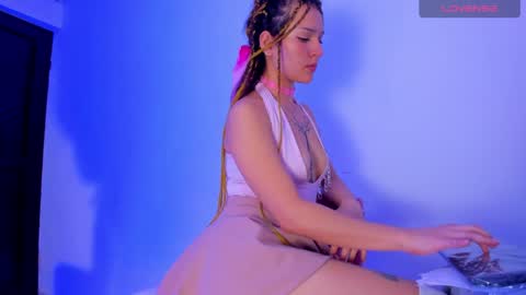 luna_hazard online show from 12-09-24, 04:01