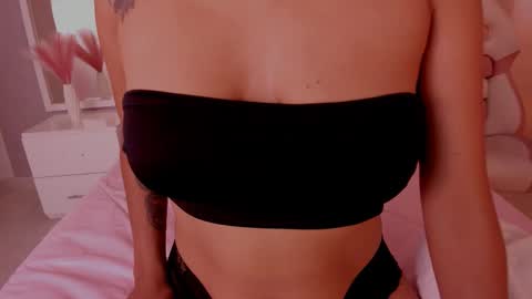 luna_hot_ass online show from 11-04-25, 07:35