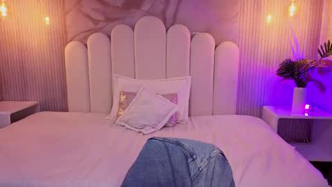 Snapshot of luna_hot_ass chatting on 05-21-26, 03:13 luna_hot_ass online show from 05-21-26, 03:13