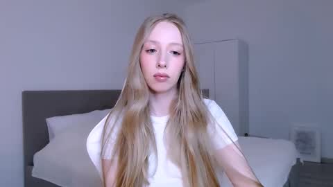 Luna online show from 02-19-26, 09:55