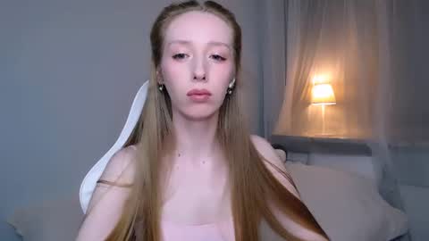 Snapshot of luna_insanity chatting on 06-13-26, 10:40 Luna online show from 06-13-26, 10:40