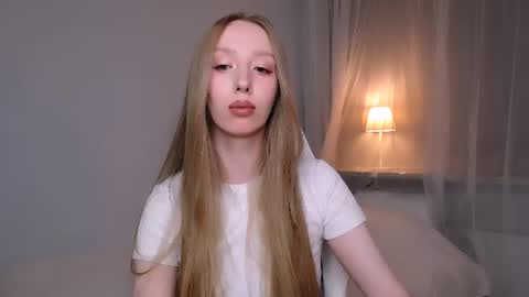 Luna online show from 07-17-26, 10:36