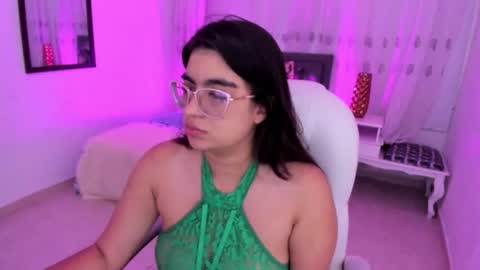 Snapshot of luna_jonnes1 chatting on 01-06-26, 11:25 Luna online show from 01-06-26, 11:25