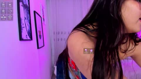 Snapshot of luna_jonnes1 chatting on 02-21-26, 03:40 Luna online show from 02-21-26, 03:40