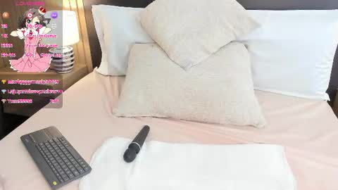 Snapshot of luna_kiss18 chatting on 06-26-26, 05:28 luna_kiss18 online show from 06-26-26, 05:28