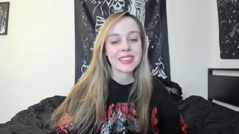 Luna online show from 11-10-25, 05:50