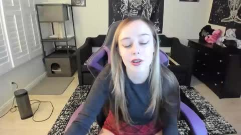 Luna online show from 01-05-26, 10:13