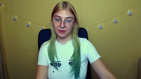 Luna online show from 12-07-24, 12:13